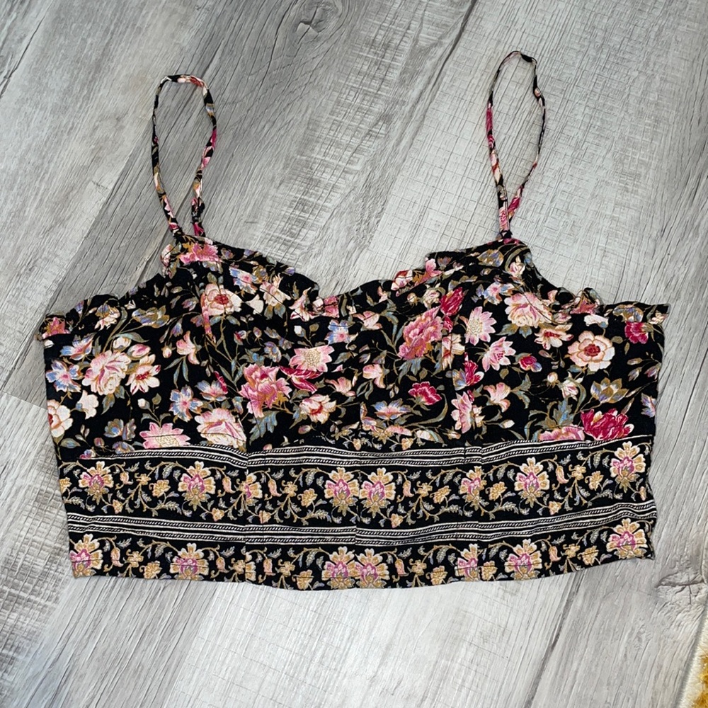 American Eagle crop top